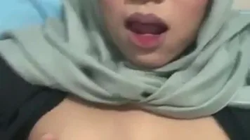 Bokep Indo Colmek Dedek Putri Andani Jilbab Viral