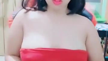 Bella DreamLive