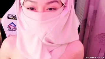 Bokep Indo Ukhti Jilbab Tocil Pap Uting Untuk Pacar