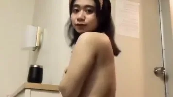 Kumpulan Pap Mandi JustVivi Colmek Narsis Buat Sayang