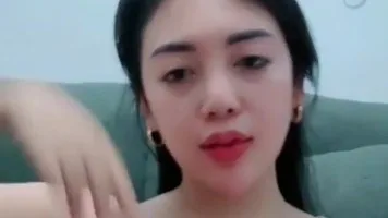 Melia Cantik Lagi Pengin Remas Susu Dream