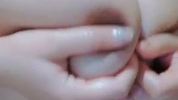 Bokep Indo Babygurl Omek Ngangkang dan Nungging