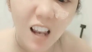 Memek Kak Chachaa Host Baru Cakep Juga Lho Doi Nih